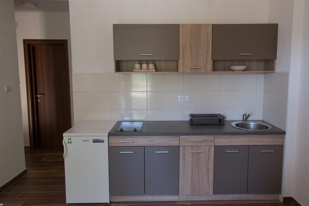 Del Mar Apartments Čanj エクステリア 写真